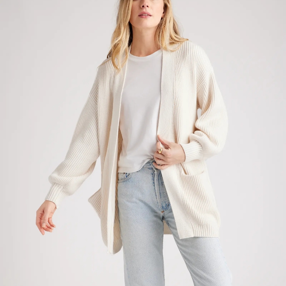 Quince Women's Ivory Oversized Cardigan Sweater M Organic Cotton Ope…